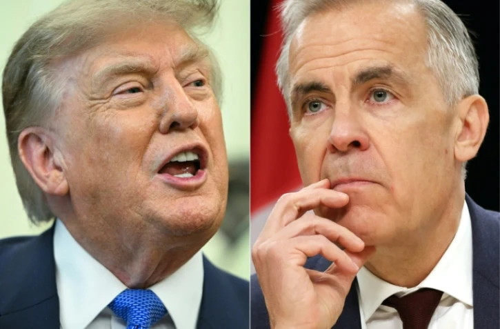 Cette combinaison de photos créée le 24 août 2026 montre, à gauche, le président américain Donald Trump à Washington, le 10 août 2026, et à droite le Premier ministre canadien Mark Carney le 25 juin 2026 à Ottawa