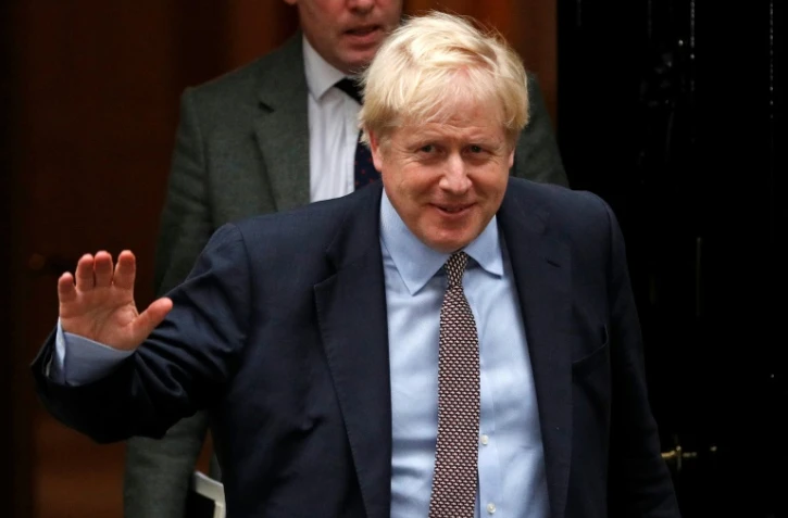 Le Premier ministre britannique Boris Johnson sort du 10 Downing Street, le 24 octobre 2019 Ă Londres