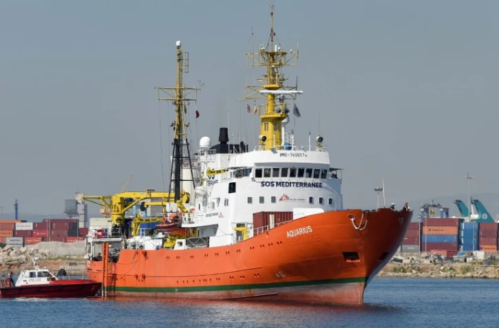 Le bateau Aquarius entre dans le port de Valence en Espagne, le 17 juin 2018