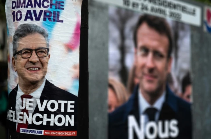 Affiches de la présidentielle, le 26 avril 2022 à Paris