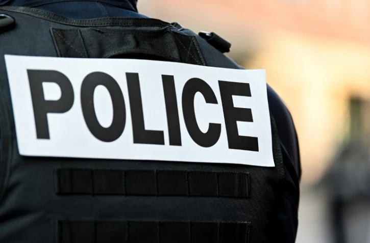 Au moins sept personnes dont six enfants en bas âge ont été blessées jeudi matin dans un parc d'Annecy par un homme qui a été interpellé par la police
