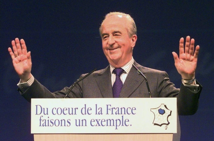 Edouard Balladur le 10 mars 1998 au Zénith à Paris
