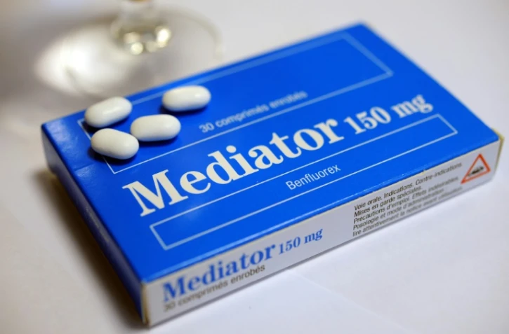 Les laboratoires Servier et l'Agence du médicament renvoyés devant le tribunal dans le volet principal du scandale du Mediator
