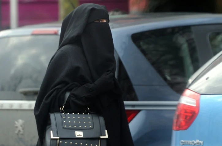 Une femme porte le niqab, le 9 janvier 2014 dans le centre de Roubaix