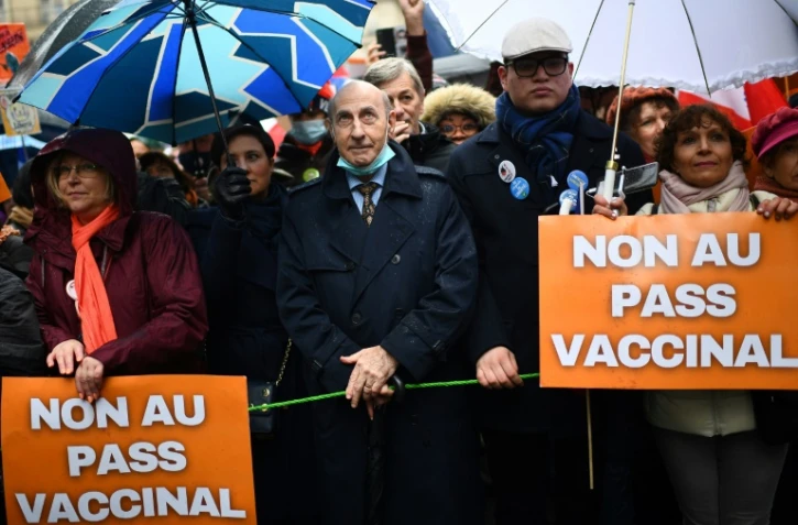 anifestation à Paris contre le Pass vaccinal, à l'appel des Patriotes du candidat pro-Frexit à la présidentielle Florian Philippot, le 8 janvier 2022