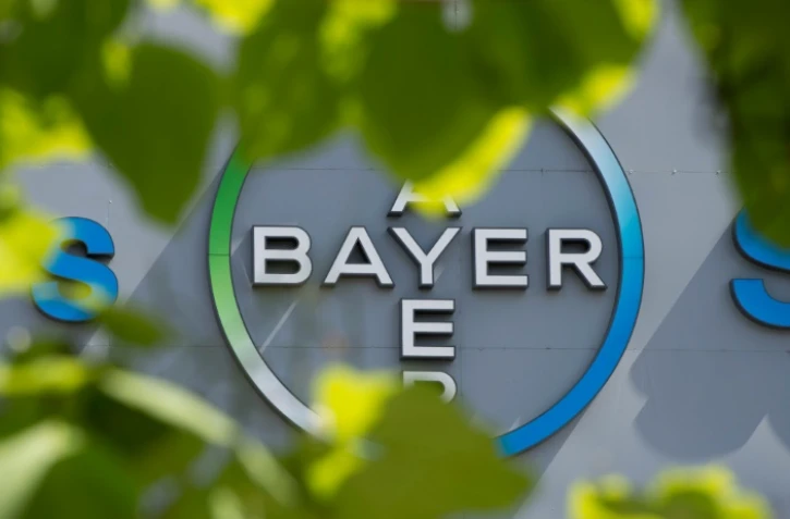 Le groupe de chimie-pharmacie allemand Bayer veut acheter le fabricant américain de semences OGM Monsanto 