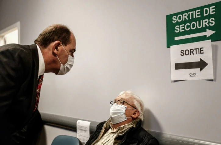Jean Castex en visite dans un centre de vaccination à Caen le 16 avril 2021