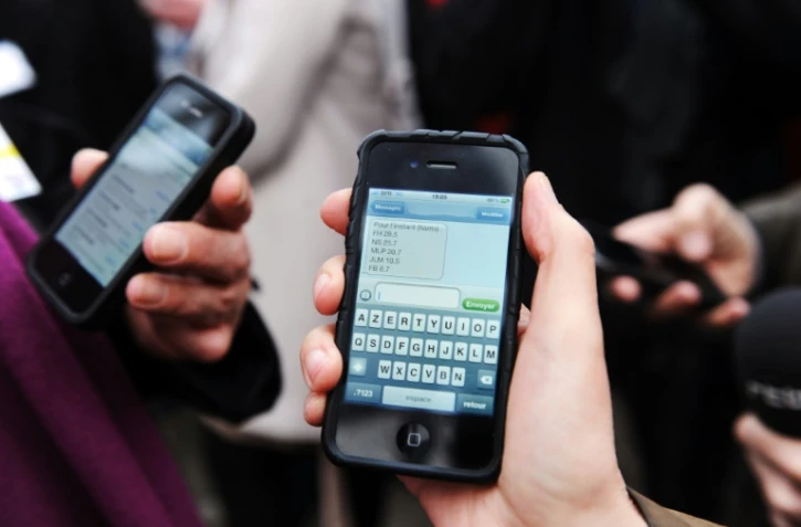 Les femmes et les jeunes ont été les principales victimes des 678.000 vols de téléphones portable recensés en 2014