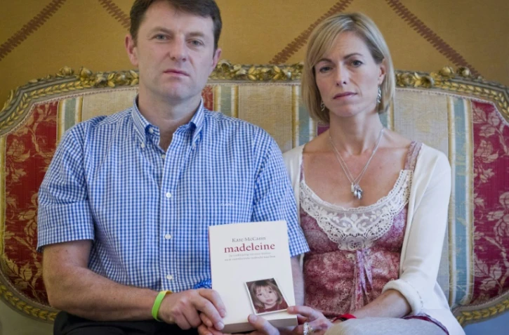 Gerry (G) et Kate McCann dont la fille Madeleine a été enlevée il y a dix ans, dans la petite station balnéaire de Praia da Luz dans le sud du Portugal 