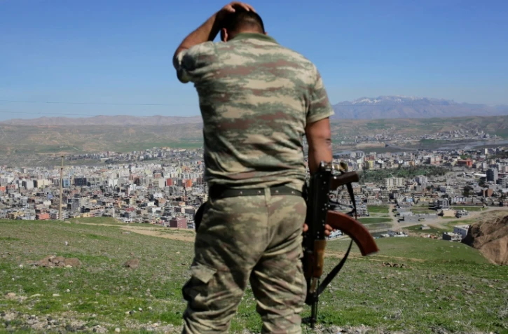 Un soldat turc après de violents combats avec des combattants kurdes à Cizre, dans le sud-est de la Turquie, le 2 mars 2016
