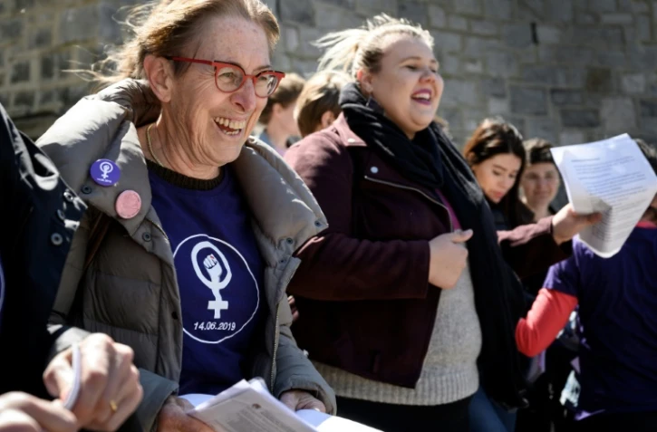 Des femmes manifestent pour l'égalité salariale, le 14 mai 2019 à Lausanne