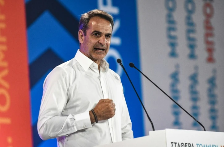 Le Premier ministre grec Kyriakis Mitsotakis, du parti conservateur Nouvelle-Démocratie, le 18 mai 2023 lors d'un meeting à Thessalonique, en Grèce
