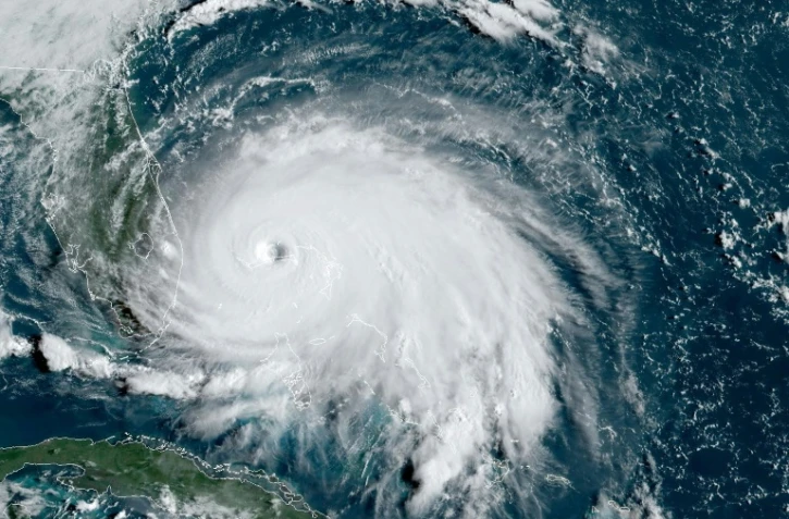 L'ouragan Dorian au-dessus des Bahamas, lundi Ă 13h00 GMT