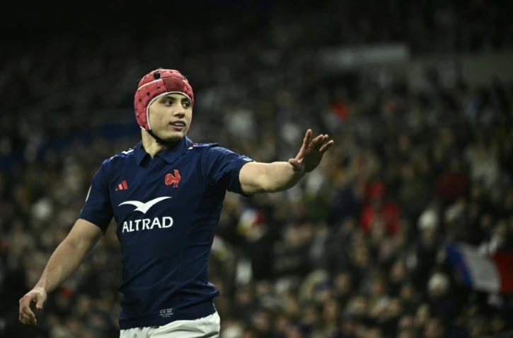 Le joueur de rugby français Louis Bielle-Biarrey pendant le match du Tournoi des six nations contre l'Ecosse au Stade de France le 15 mars 2025.
