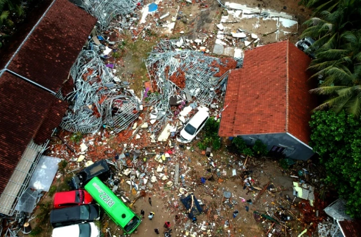 Vue aérienne de Carita après le passage du tsunami le 23 décembre 2018 en Indonésie