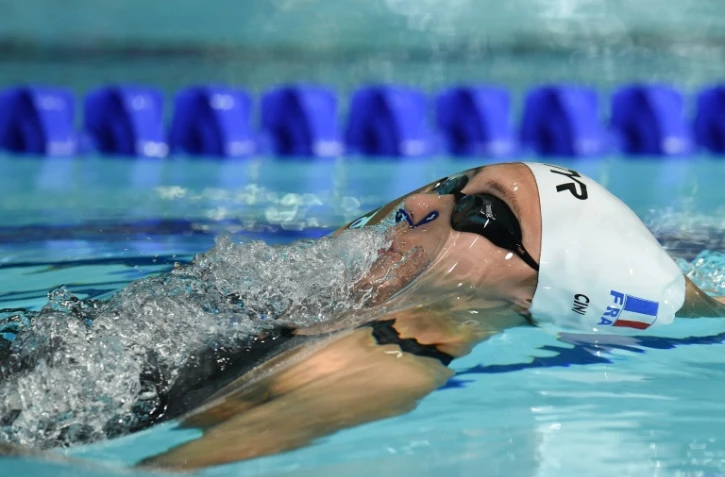 La Française Mathilde Cini en demi-finales du 100 m dos à l'Euro, le 6 août 2018 à Glasgow