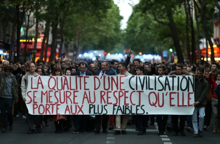 Manifestation devant le ministère de la Santé à Paris contre l'arrêt des soins prodigués à Vincent Lambert, le 20 mai 2019
