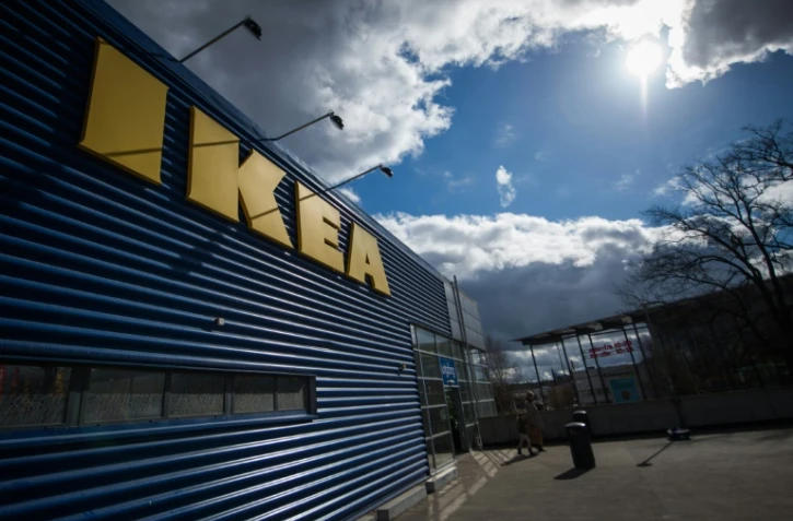 La mode consistant à se laisser enfermer dans un magasin Ikea jusqu'à l'ouverture des portes le lendemain agace le groupe suédois