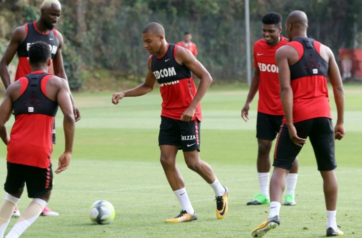 L'attaquant Kylian Mbappé lors de la reprise de l'entraînenent avec Monaco à La Turbie, le 10 juillet 2017 