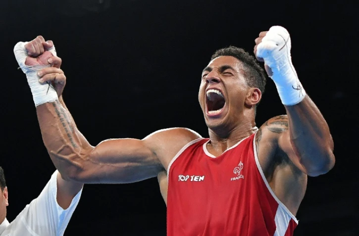 Le triomphe de Tony Yoka, médaillé d'or aux jeux Olympiques de Rio, le 21 août 2016