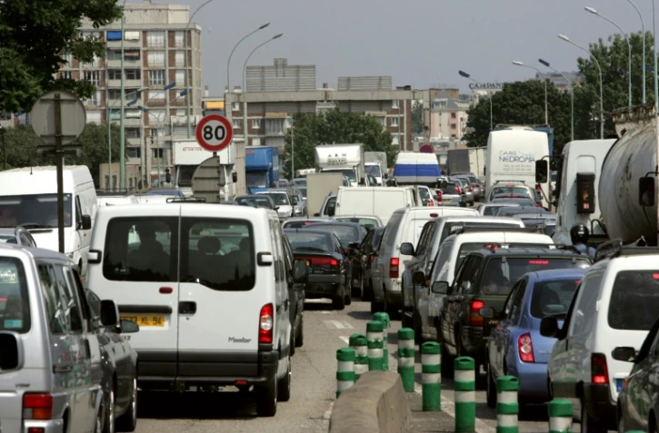 L'Ile-de-France va connaître un coup de chaud jusqu'à vendredi, avec pour conséquence un pic de pollution à l'ozone, des restrictions de la circulation dans la région et l'ouverture de salles où venir se rafraîchir à Paris.