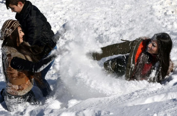 Des Irakiens s'amusent dans la station de Korek au Kurdistan le 3 février 2017