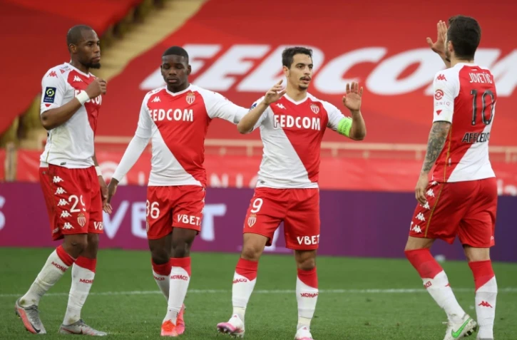 Le capitaine et attaquant de Monaco, Wissam Ben Yedder, célèbre son but avec ses coéquipiers, lors du match de L1 à domicile contre Dijon, le 11 avril 2021 au stade Louis II