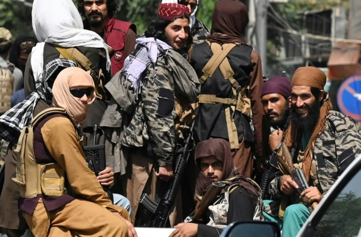 Des talibans en patrouille dans une rue de Kaboul, le 2 septembre 2021