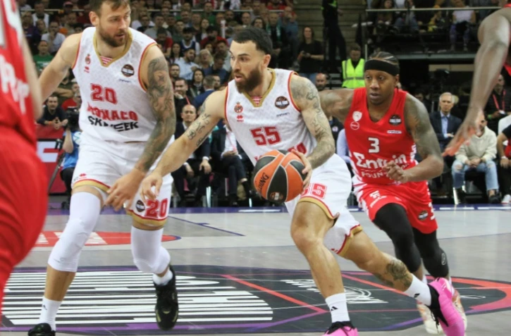 Le meneur-arrière de Monaco Mike James contre l'Olympiacos en Euroligue, le 19 mai 2023 à Kaunas