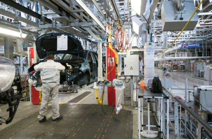 Après deux mois de légère hausse, le marché automobile français est retombé dans le rouge en août, chutant de 19,8% en raison de facteurs techniques