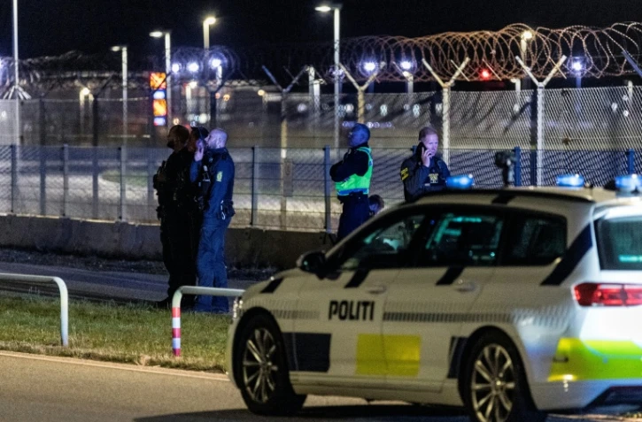 La police danoise à l'aéroport de Copenhague, à Kastrup, près de Copenhague, le 22 septembre 2025