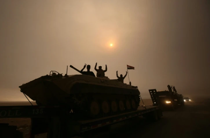 Des membres des forces irakiennes près de Mossoul, le 24 octobre 2016