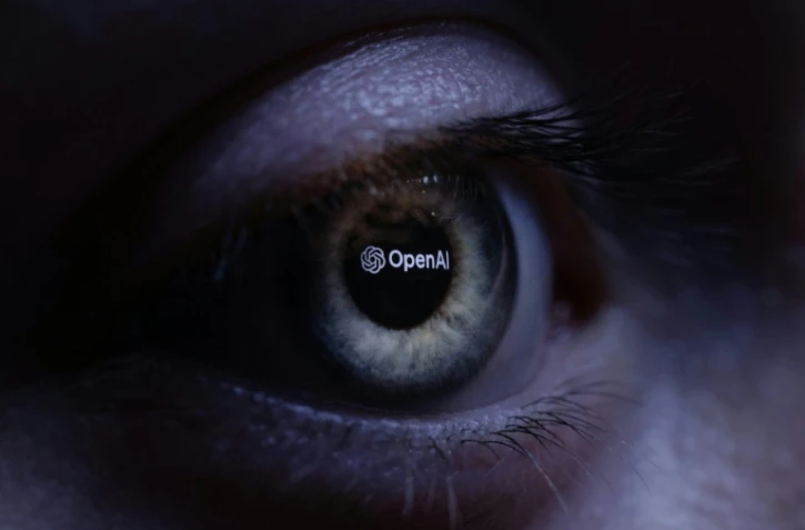 Les chercheurs et les spécialistes de la santé mentale s'affairent autour du délire induite par l'IA qui semble toucher tout particulièrement les utilisateurs de ChatGPT, l'agent conversationnel d'OpenAI