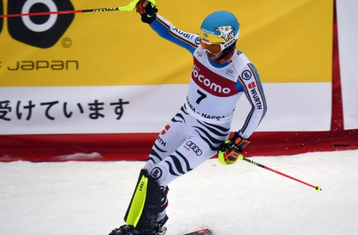L'Allemand Felix Neureuther termine le slalom de Yuzawa-Naeba au Japon, le 14 février 2016