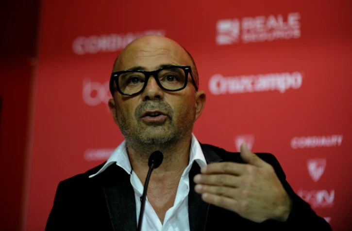 Le nouvel entraîneur de Séville Jorge Sampaoli en conférence de presse, le 3 juillet 2016 à Séville