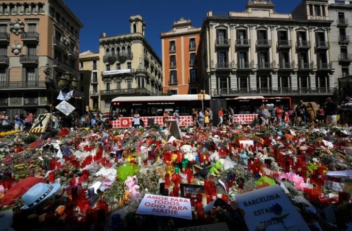 Hommages aux victimes des attentats à Barcelone et Cambrils le 22 août 2017