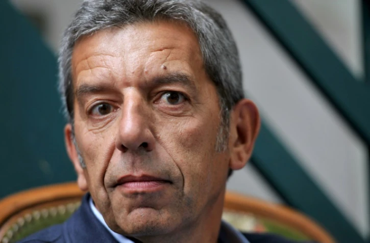 Michel Cymes -ici le 28 août 2016 Chanceaux-près-Lochesest- est l'animateur favori des Français, selon le sondage d'un magazine TV