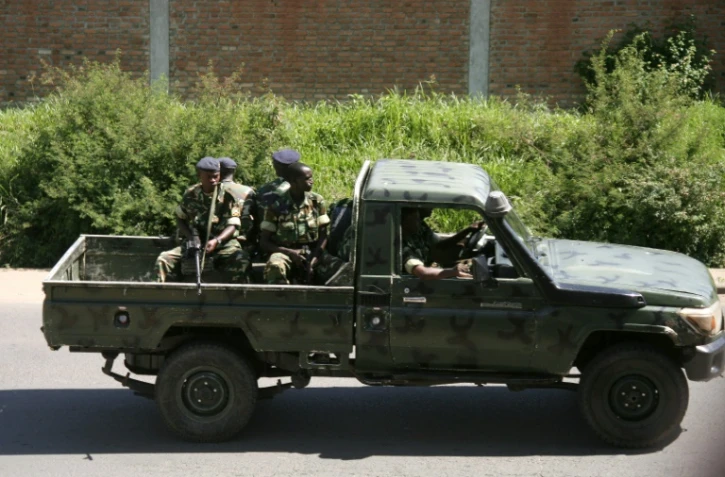 Des militaires burundais dans le quartier de Musaga, à Bujumbura le 11 décembre 2015