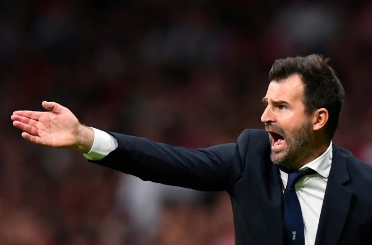 L'entraîneur croate du FC Bruges Ivan Leko donne des instructions lors du match contre l'Atletico Madrid en Ligue des champions, le 3 octobre 2018 à Madrid 