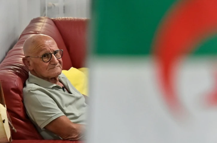 Rabah Sahili, qui a vécu les violences du 17 octobre 1961 à Paris, est interviewé à Alger le 16 octobre 2021