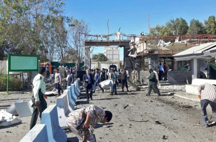 Un attentat suicide à la voiture piégée a visé le 6 décembre 2018 un poste de commandement de la police faisant deux morts dans la ville iranienne de Chabahar (sud-est)