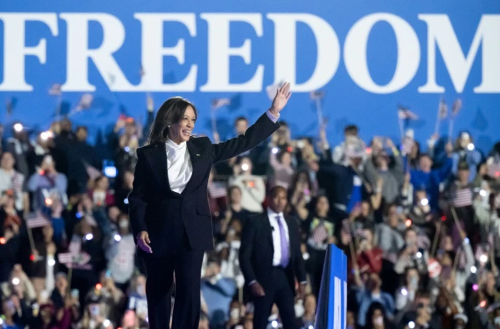 La vice-présidente des États-Unis et candidate démocrate à l'élection présidentielle Kamala Harris arrive à Washington, le 29 octobre 2024