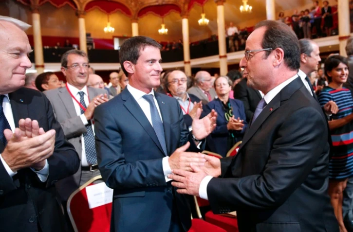 Hollande sur le terrorisme: "La démocratie sera plus forte que la barbarie"