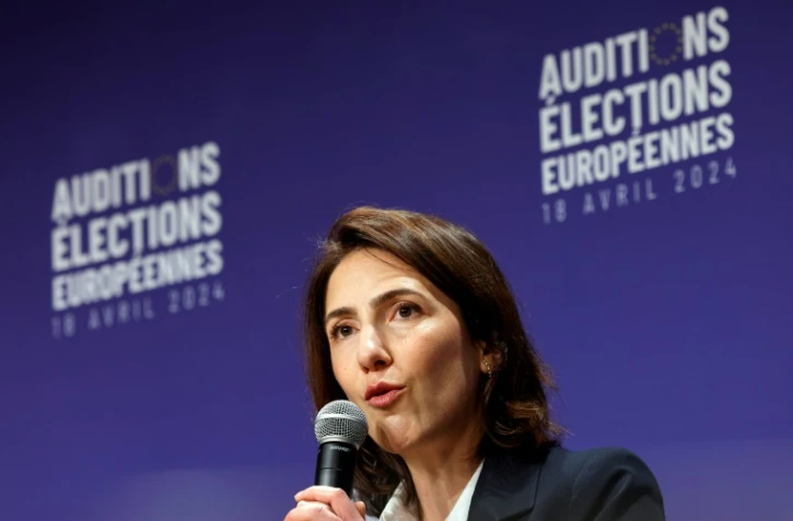 La tête de liste Renaissance aux européennes Valérie Hayer lors d'un débat devant le Medef, à Paris, le 18 avril 2024