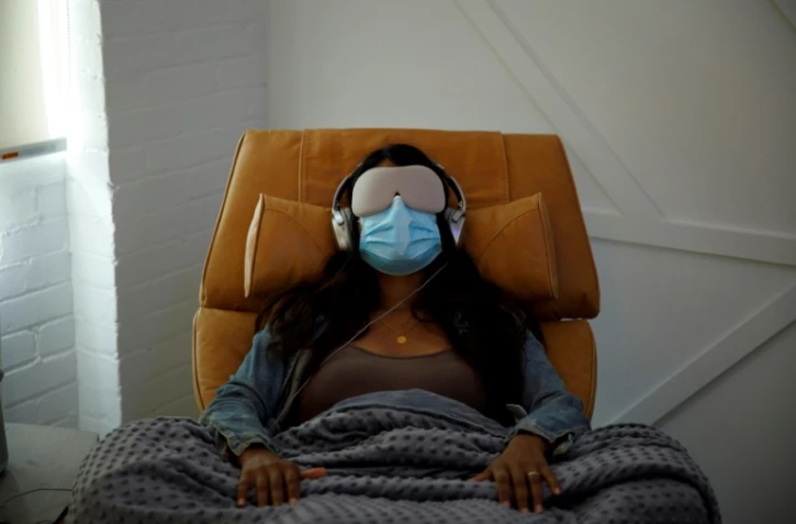 Démonstration faite à la clinique Field Trip, à Toronto le 28 août 2020 de la manière dont les patients sont installés lors de l'administration de psychédéliques