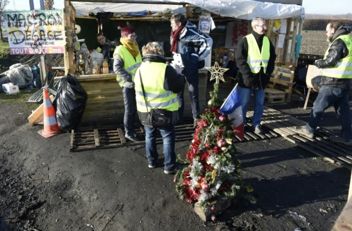 Rassemblement de "gilets jaunes" à Somain (nord), le 11 décembre 2018