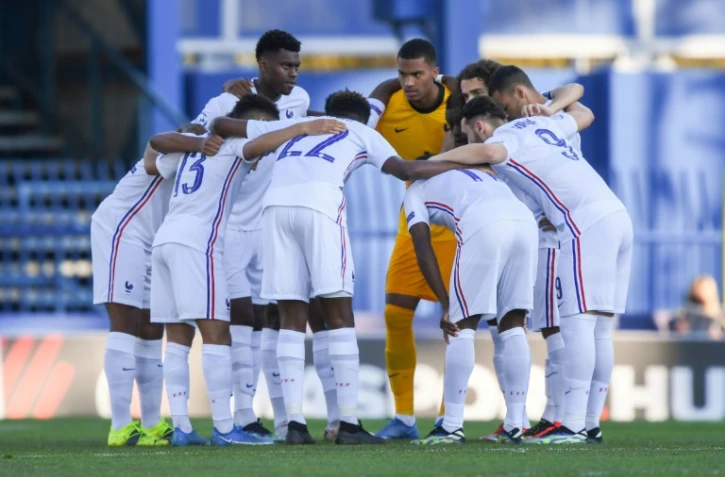 Les joueurs de l'équipe de France Espoirs, avant leur match de l'Euro U21 contre l'Islande, le 31 mars 2021 à Gyirmot, près de Gyor (Hongrie)