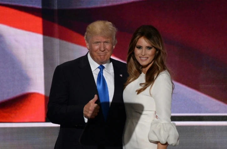 Donald Trump et sa femme Melania, sur la scène de la convention nationale du parti républicain, à Cleveland, le 18 juillet 2016