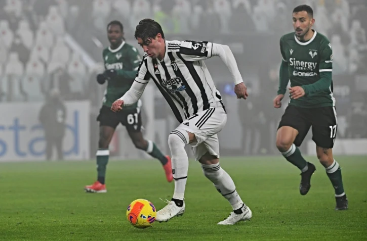 L'attaquant de la Juventus Turin Dusan Vlahovic contre Vérone en Serie A au stade de la Juventus le 6 février 2022