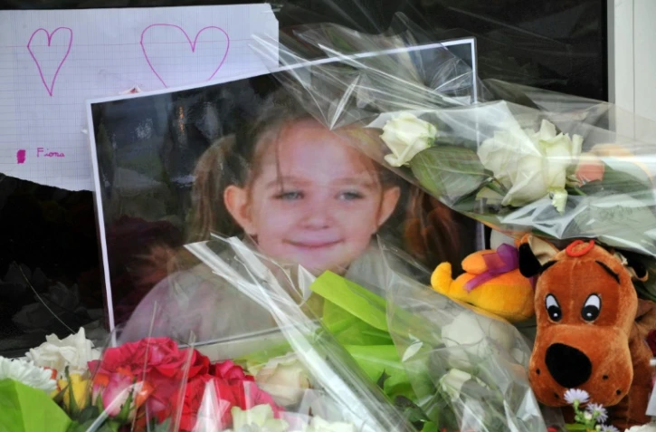 Une photo de Fiona au milieu d'un parterre de fleurs, le 29 septembre 2013 à Clermont-Ferrand
